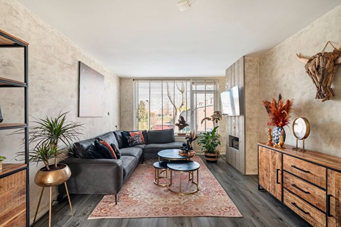 3-kamerappartement te koop in Rotterdam – Middelrode, Zuidwijk