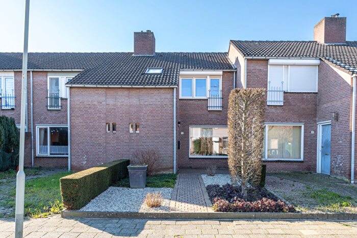 4-kamerhuis te koop in Cristinawijk, Nieuwstadt