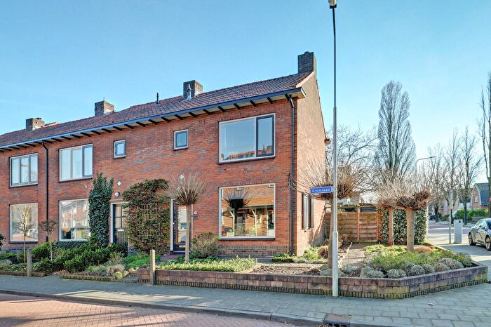 4-kamerhuis te koop in Bloemenbuurt, Ede