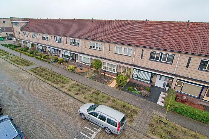 4-kamerhuis te koop in Passewaaij-Noord-Oost, Tiel