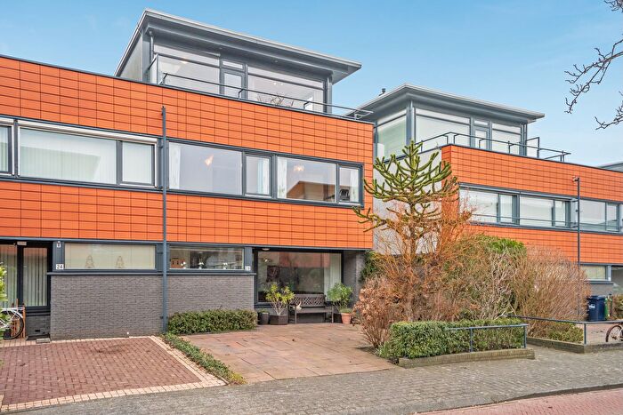 7-kamerhuis te koop in Den Haag – Kernheimstraat, Parkbuurt oosteinde