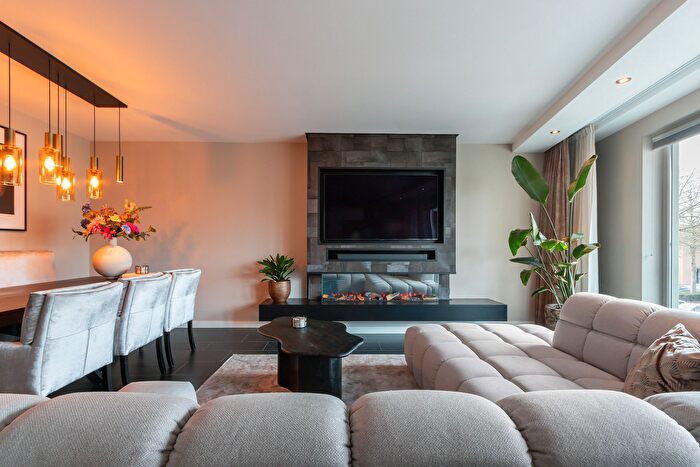 3-kamerappartement te koop in Admiraalsplein, Dordrecht