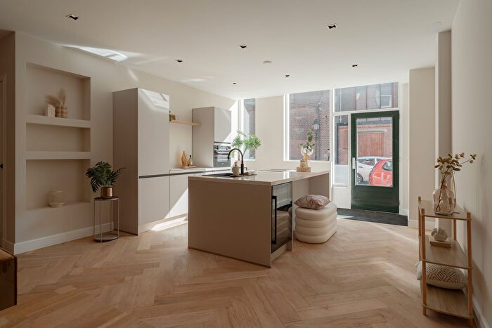 3-kamerappartement te koop in Valkenboskwartier, Den Haag