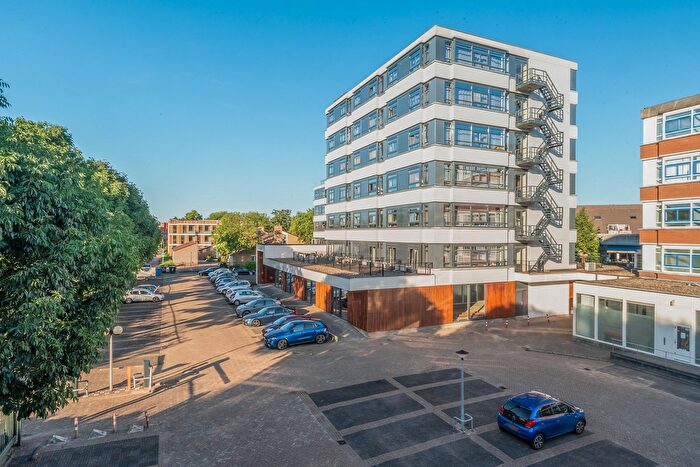 1-kamerappartement te koop in Diepenbuurt, Capelle aan den IJssel