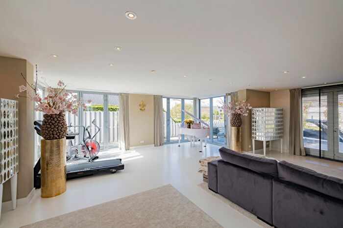 Koop en Huur Huizen - 3