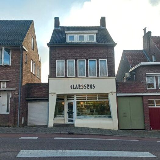 9-kamerhuis te koop in De Dem en omgeving, Hoensbroek