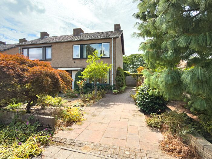 6-kamerhuis te koop in Amerongen-Dorp, Amerongen