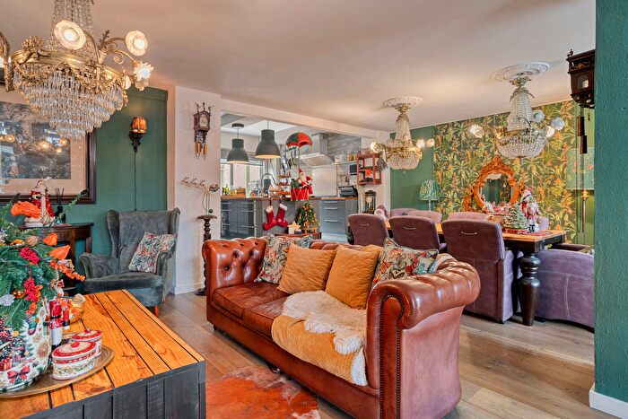 Koop en Huur Huizen - 3
