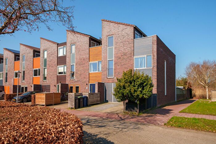 5-kamerhuis te koop in Seizoenenbuurt Noord, Almere