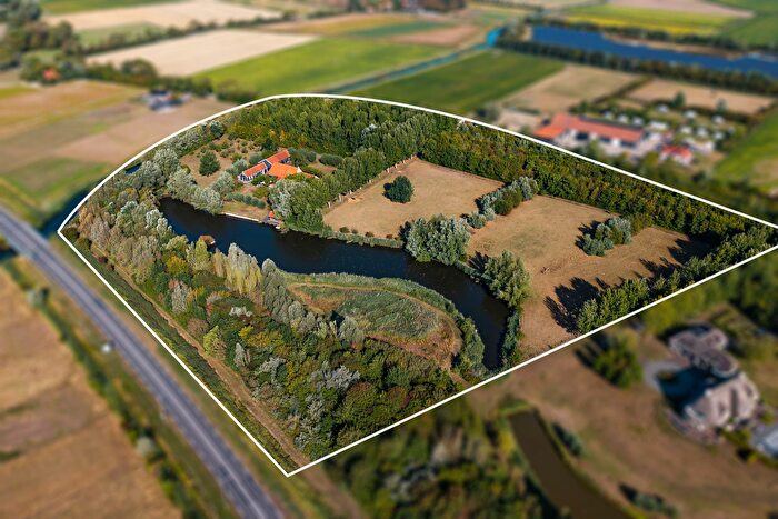 11-kamerhuis te koop in Verspreide huizen buiten recreatiegebied Koudekerke, Koudekerke