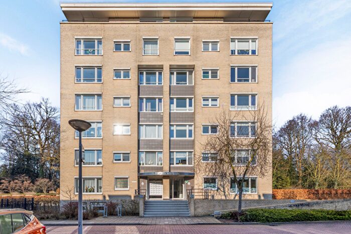 3-kamerappartement te koop in Horstlanden-Stadsweide, Enschede