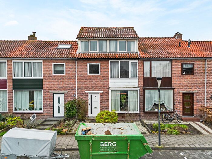 6-kamerhuis te koop in Sluispolder West, Maassluis