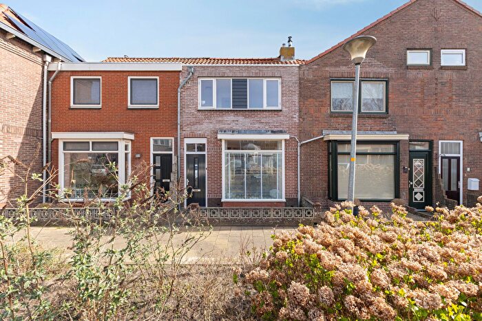 5-kamerhuis te koop in Den Helder – van der Duyn van Maasdamstraat, Visbuurt