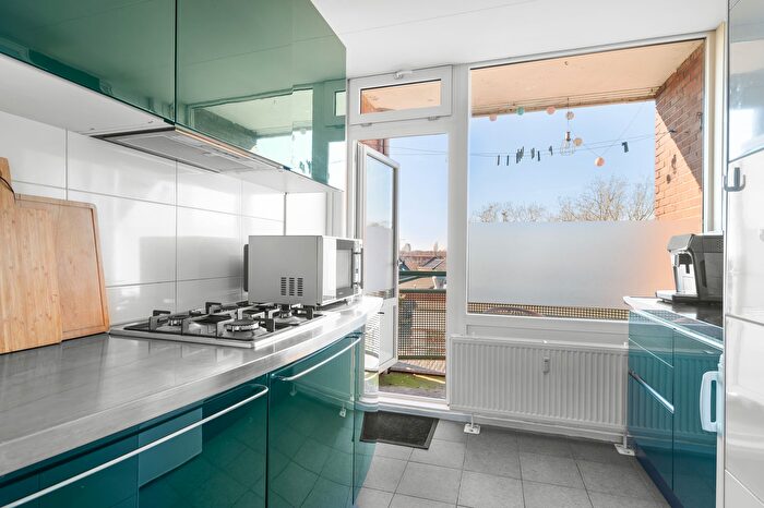 Koop en Huur Huizen - 3