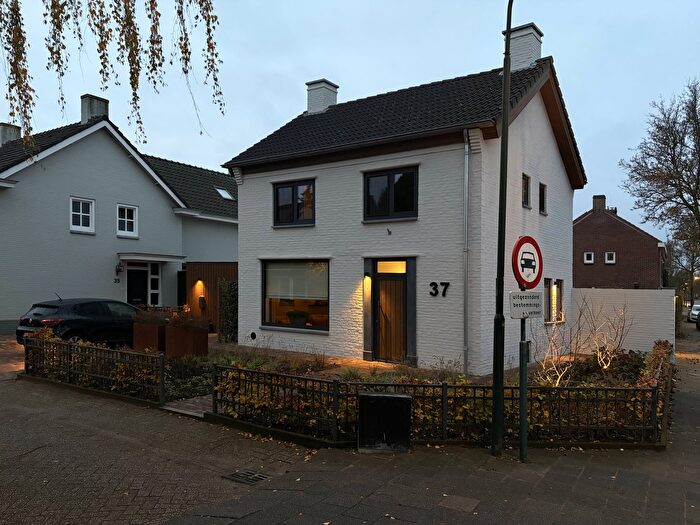 4-kamerhuis te koop in Hilvarenbeek, Hilvarenbeek