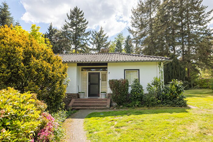 6-kamerhuis te koop in Zeeheldenwijk, Nijverdal