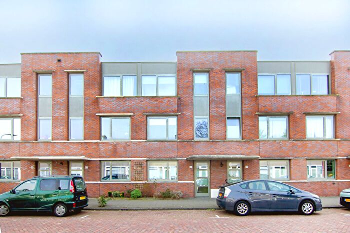 6-kamerhuis te koop in Haarlem – Hannie Schaftstraat, Verzetsliedenbuurt