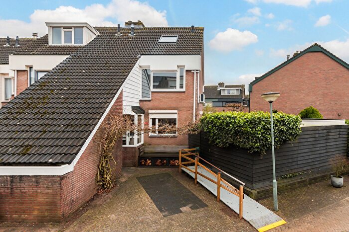 5-kamerhuis te koop in Vredenburg en omgeving, Dordrecht