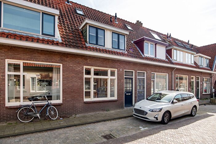5-kamerhuis te koop in De Waard, Leiden