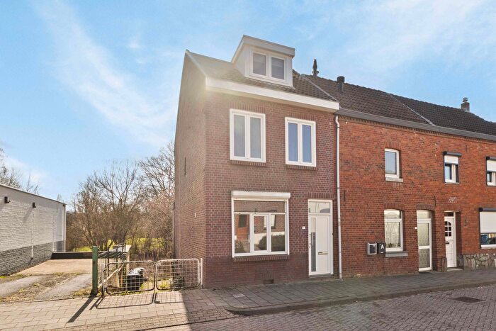 7-kamerhuis te koop in Heerlen – Sint Barbarastraat, Palemig