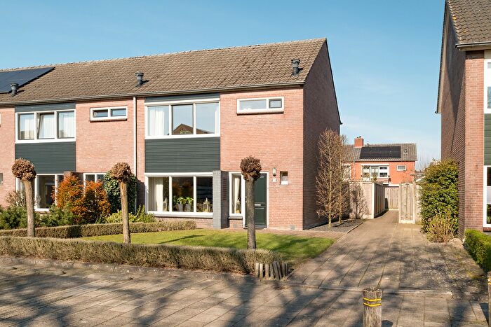 5-kamerhuis te koop in Hengevelde, Hengevelde