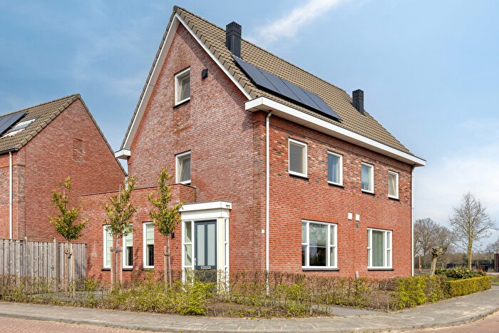 5-kamerhuis te koop in Verspreide huizen Molenwijk, Elzen en Neerbroek, Boekel
