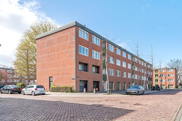 4-kamerappartement te koop in Amsterdam – Aakstraat, Banne-Zuidwest