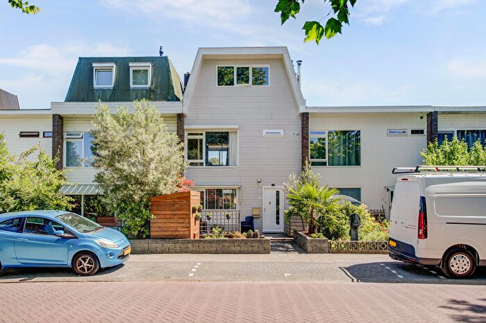 5-kamerhuis te koop in Kogerveld, Zaandam