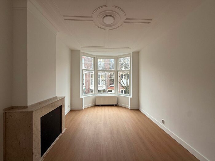 6-kamerappartement te huur in Den Haag – Van Slingelandtstraat, Statenkwartier