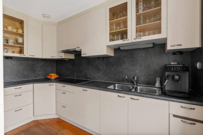 Koop en Huur Huizen - 3