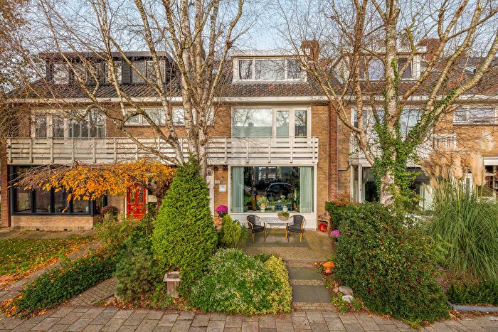 6-kamerhuis te koop in Vondelwijk, Waddinxveen