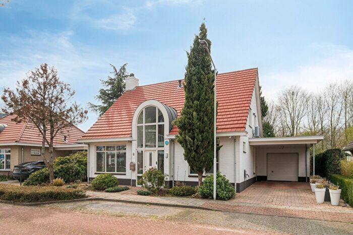 8-kamerhuis te koop in Best – Zwerfvelden, Heivelden