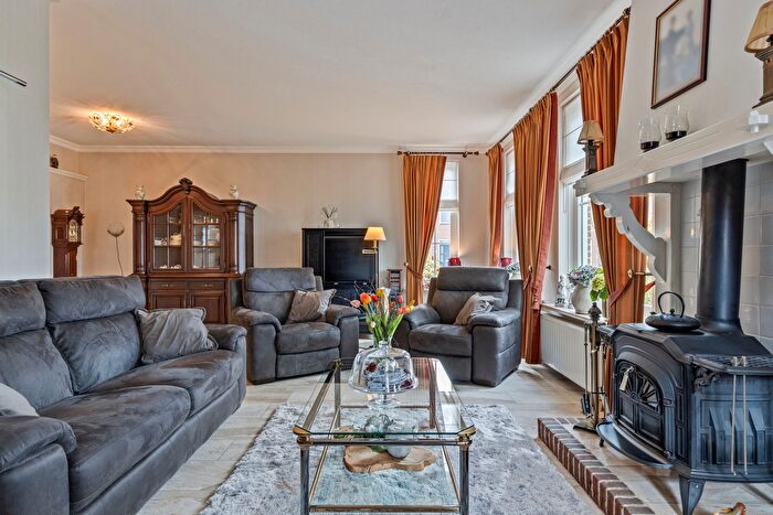 Koop en Huur Huizen - 3
