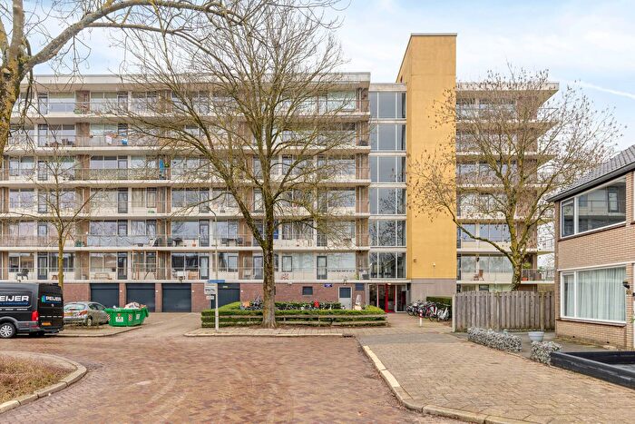 4-kamerappartement te koop in Arnhem – Wijenburglaan, Over het Lange Water