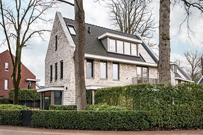 7-kamerhuis te koop in Landelijk Gebied 93, Hilversum