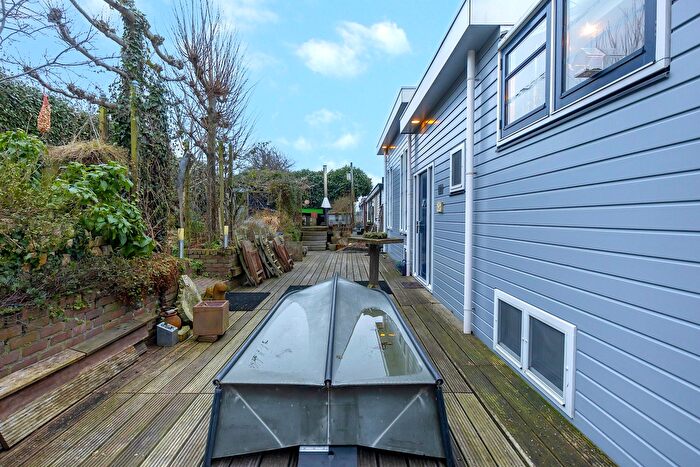 Koop en Huur Huizen - 3