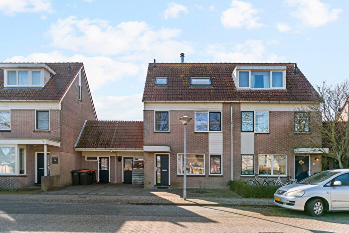 6-kamerhuis te koop in Kersenboogerd-Zuid - Buurt 33 03, Hoorn (NH)