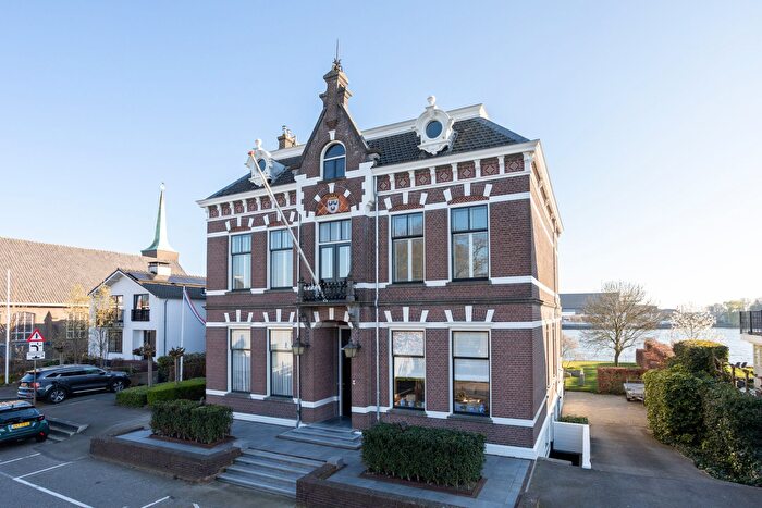 4-kamerhuis te koop in Krimpen Centrum, Krimpen aan de Lek