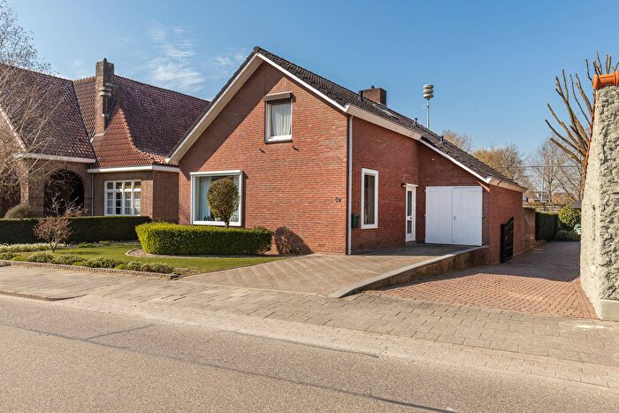 11-kamerhuis te koop in Schimmert, Schimmert