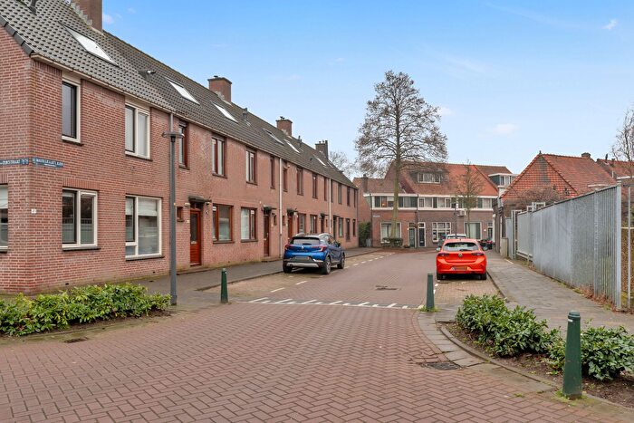 5-kamerhuis te koop in Vlaardingen – Markgraaflaan, Centrum