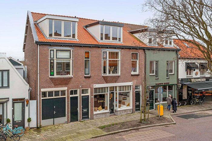 3-kamerappartement te koop in Blokhuis, Lisse