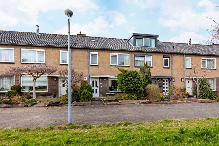 5-kamerhuis te koop in Zwanenburg – Amestelle, Zwanenburg West
