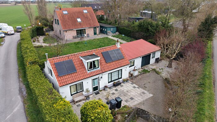 4-kamerhuis te koop in Verspreide huizen Breskens, Groede