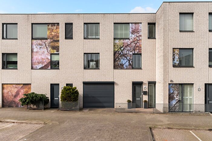 4-kamerhuis te koop in Rotterdam – Homerusstraat, Lombardijen