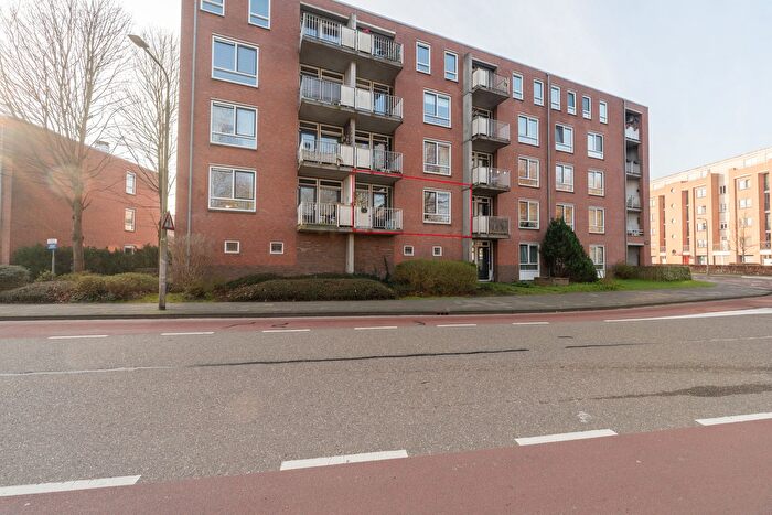 3-kamerappartement te koop in Emmeloord – Staalstraat, Emmeloord-Centrum-Tussen Gracht en Vaart
