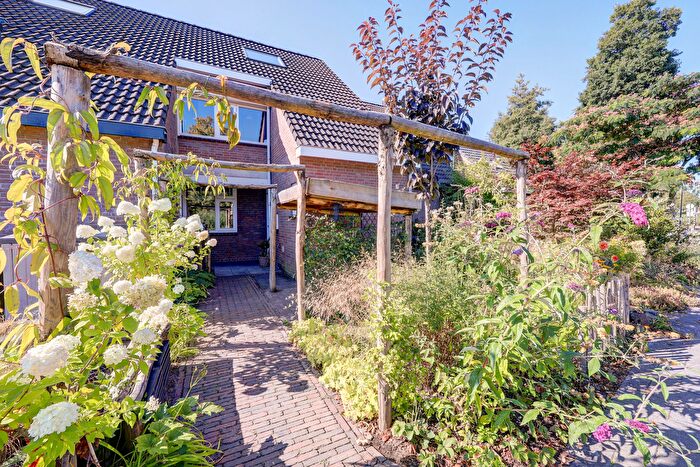 5-kamerhuis te koop in Waalwijk – Mozartlaan, Zanddonk