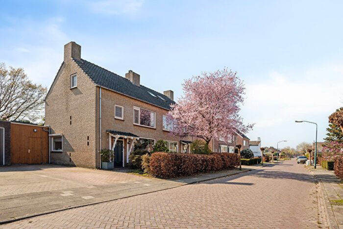5-kamerhuis te koop in Ulvenhout, Ulvenhout (Gem. Breda)