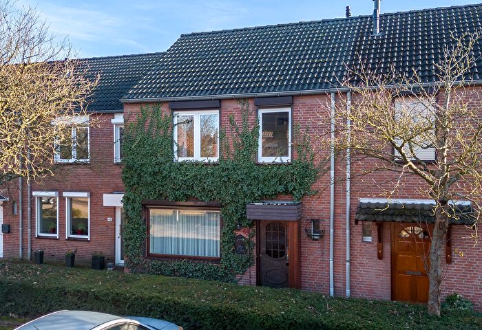 8-kamerhuis te koop in Nulland, Kerkrade