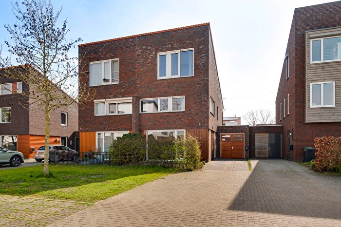 7-kamerhuis te koop in Helmond – Johanna van Heverleestraat, Akkers