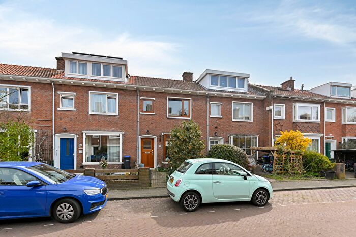 5-kamerhuis te koop in Leyenburg, Den Haag